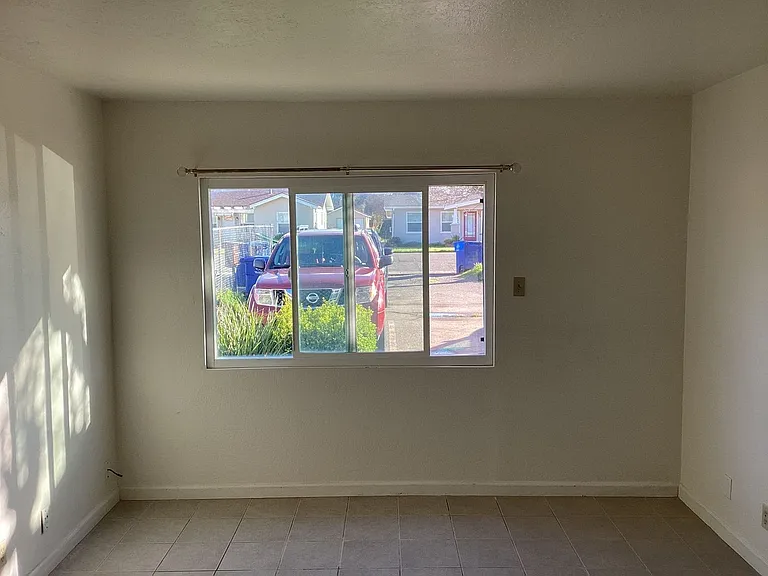 1535 South Ave #B — Photo 5