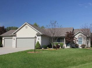 2710 E Setter Ln, Warsaw, IN 46582