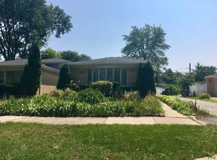 3719 Greenleaf St, Skokie, IL 60076