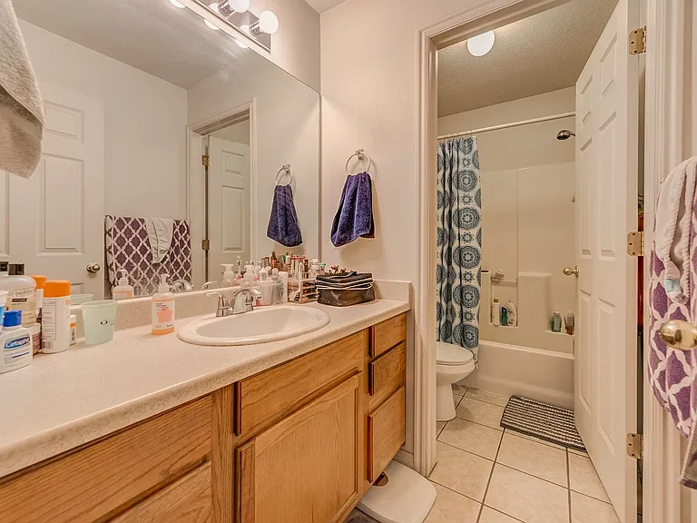 583 N University Ave #313 — Photo 9
