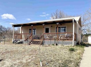 715 Cheyenne St, Benkelman, NE 69021