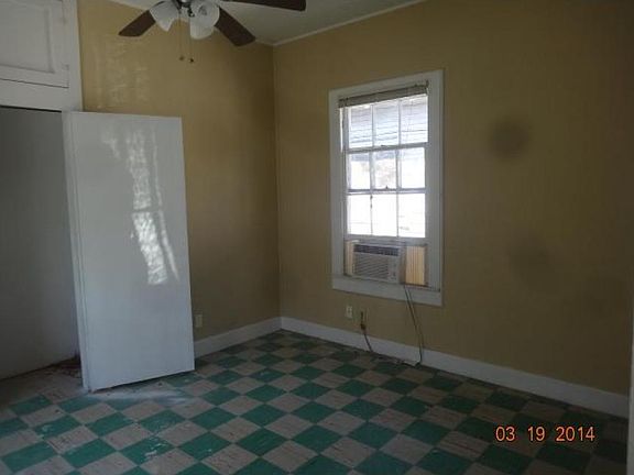 3rd image of 417 Celotex Park