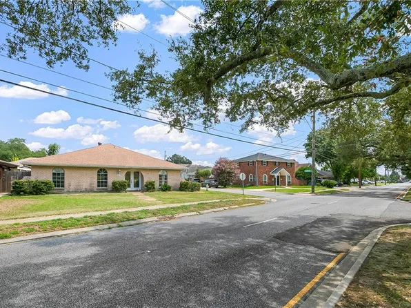 3901 Transcontinental Dr, Metairie, LA 70006