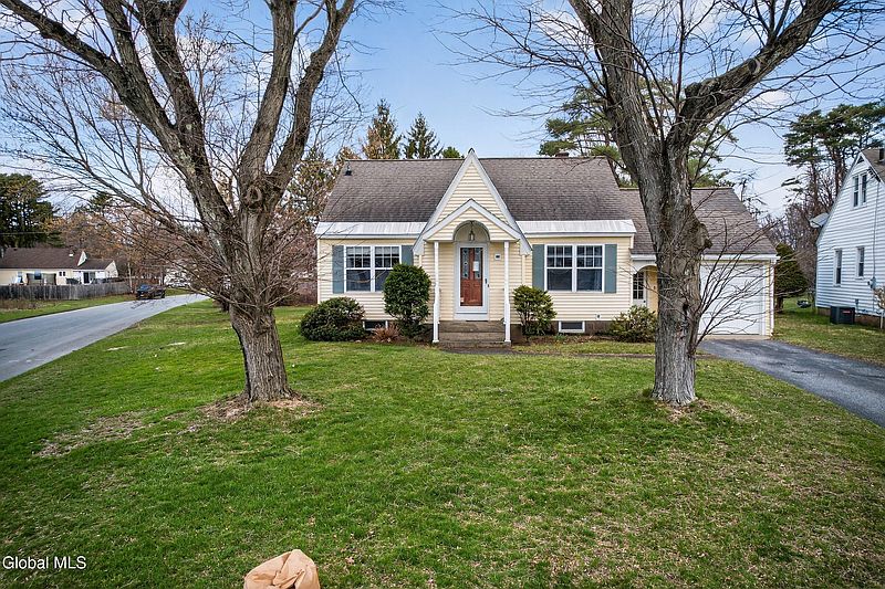 3rd image of 1161 Jerry Avenue