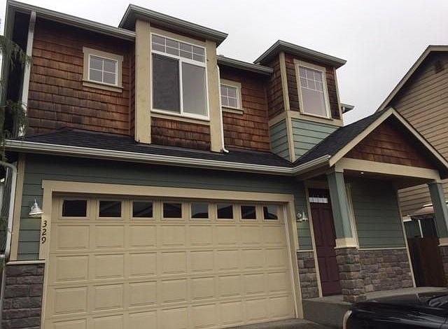 1st image of 329 203rd Pl SE