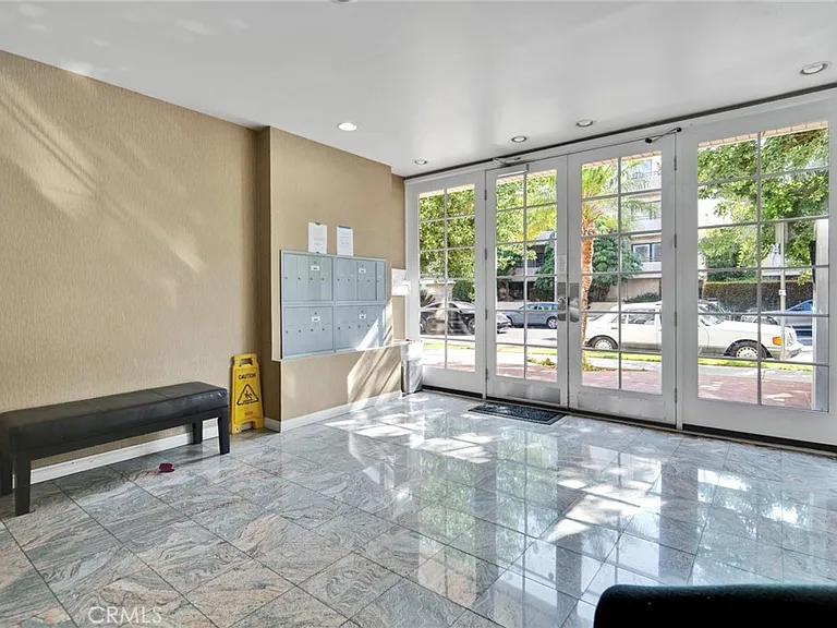 1800 Butler Ave #104 — Photo 29