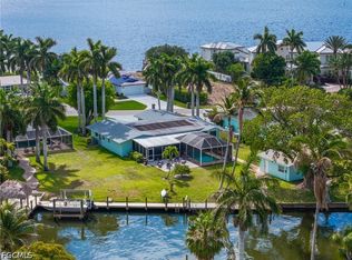 5326 Nautilus Dr, Cape Coral, FL 33904