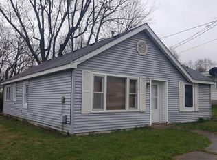 318 N Pine St, Marshfield, MO 65706