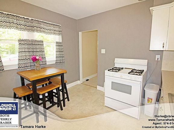 349 Weber St Kitchen