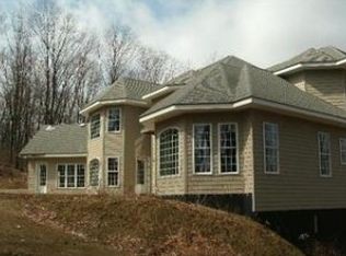 575 Bagenstose Rd, Mohrsville, PA 19541