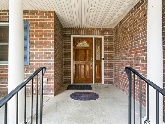 4th image of 8720 Eagles Landing Dr