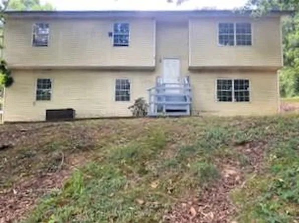 64 Coleman Ln, Tunnel Hill, GA 30755