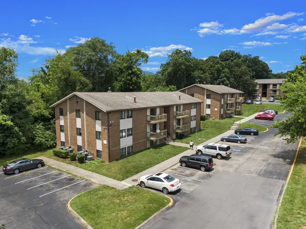 Oak Park Apartments