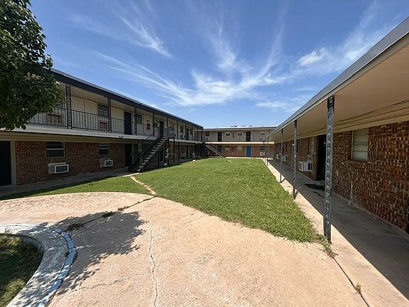 4th image of 1314 NW Irwin Ave #29