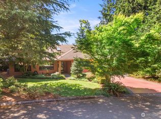 1718 Medallion Loop NW, Olympia, WA