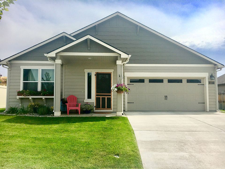 1st image of 2277 Leonard Dr