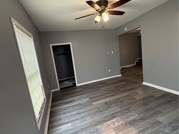 4th image of 240 E Miller Ave