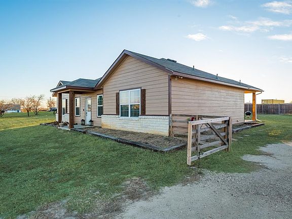 2nd image of 3905 Piester Pl