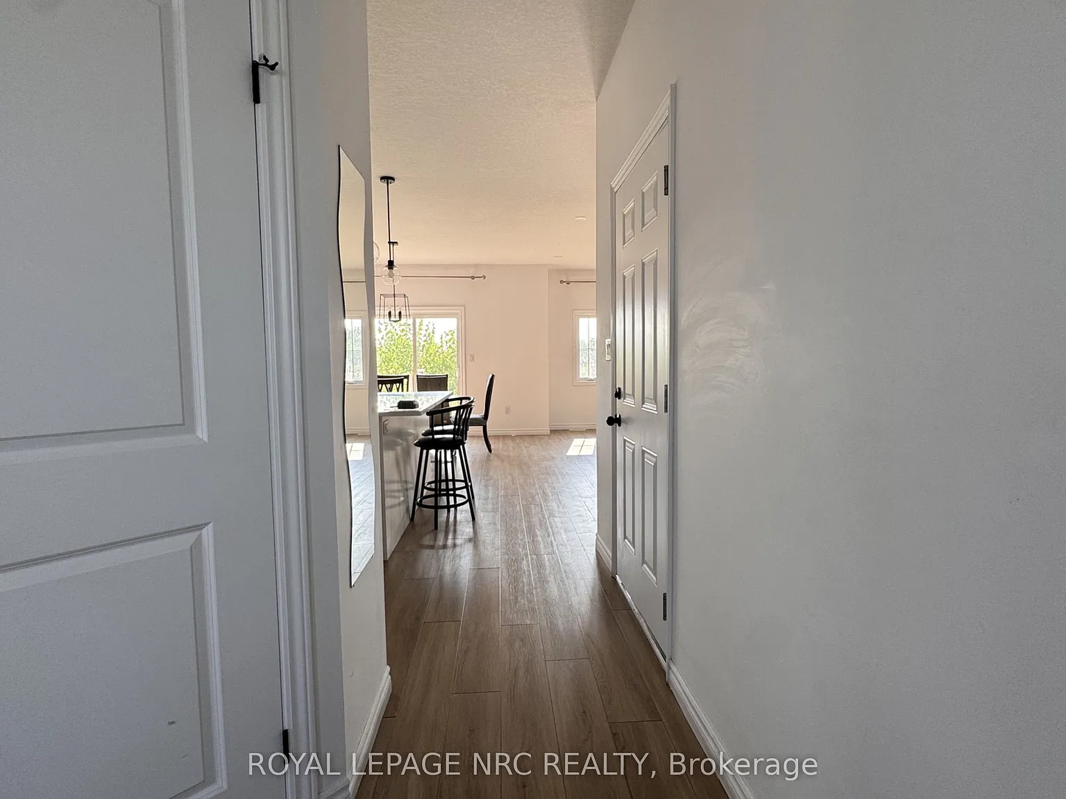 3 bed, $2,350 — Photo 4