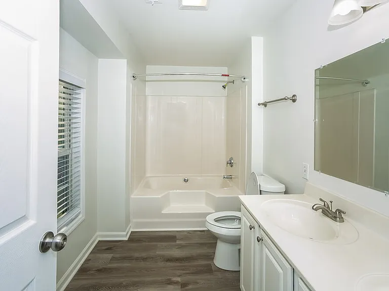 1042 Newfound Hollow Dr — Photo 10