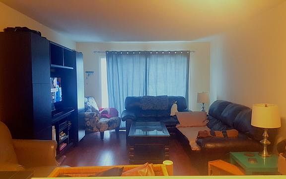 4th image of 140 W Wood St Unit 102