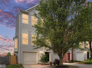 14229 Hunters Run Way, Gainesville, VA 20155