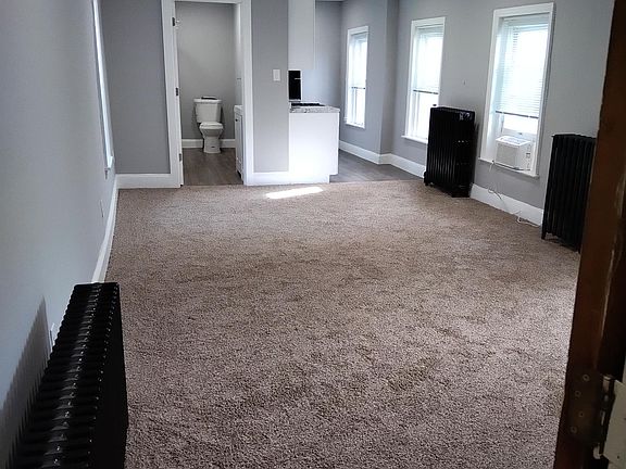 4th image of 4329 Main St Floor 1