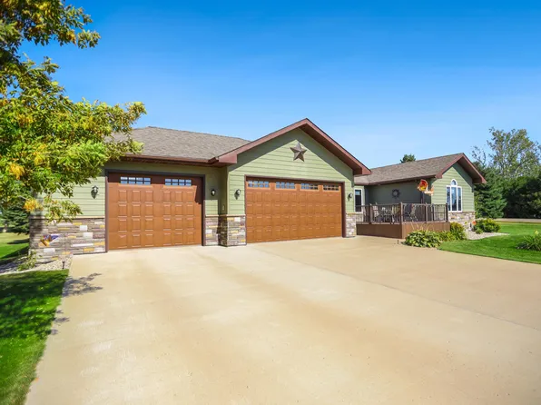 284 S Sunset Dr, Mina, SD 57451