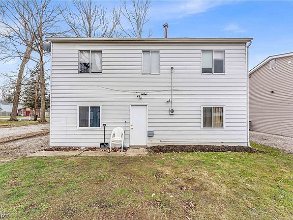 3rd image of 10151 Aldridge Dr