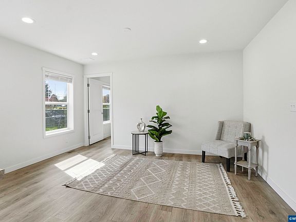 4th image of 1103 N Springbrook Rd Unit 37