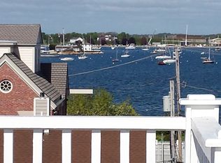 4 Goodwin St, Newport, RI 02840