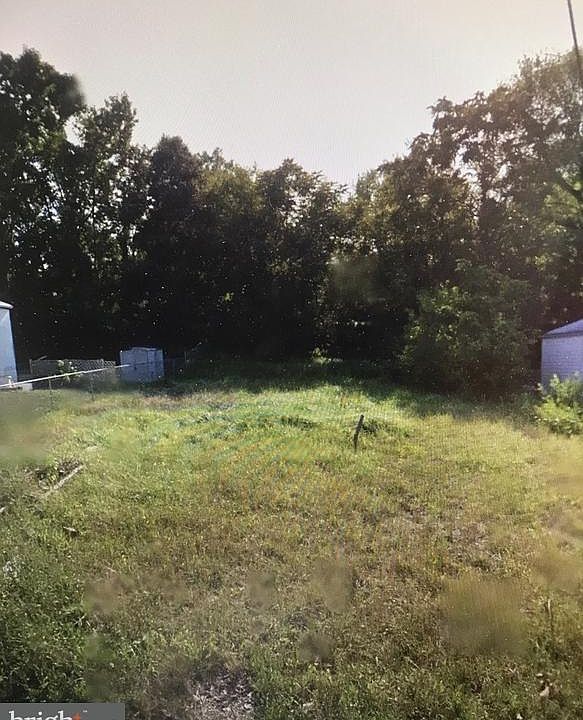 1st image of 1320 Farmingdale Ave