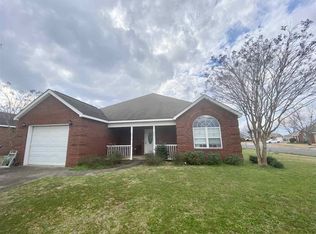 101 Alexandria Ct, Byron, GA 31008