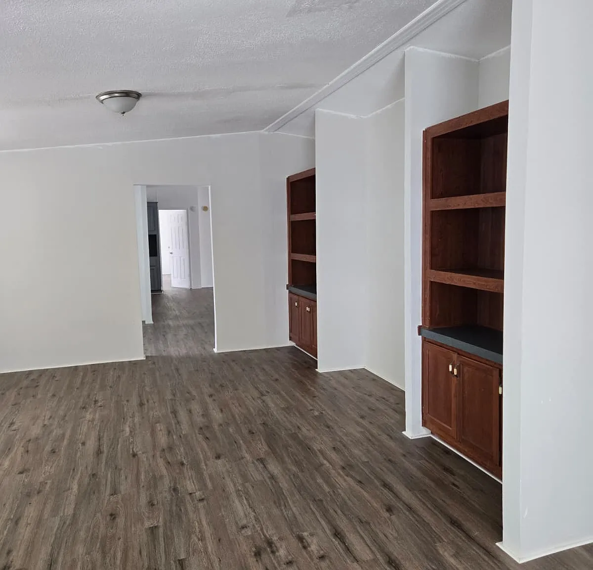 4 bed, 2016 sqft, $1,450 — Photo 4