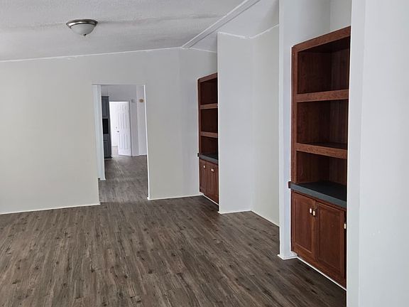4th image of 589 Anna Ave