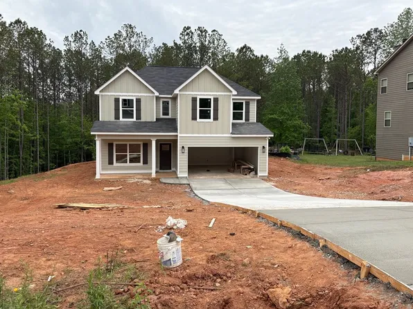 374 Lee Road 2128, Valley, AL 36854