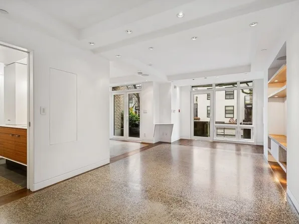 1608 Cypress St, Vancouver, BC V6J 5J1