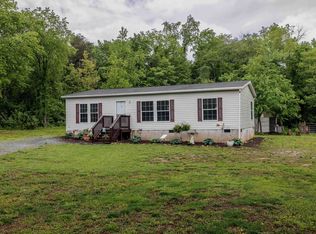 119 Trayfoot Rd, Grottoes, VA 24441