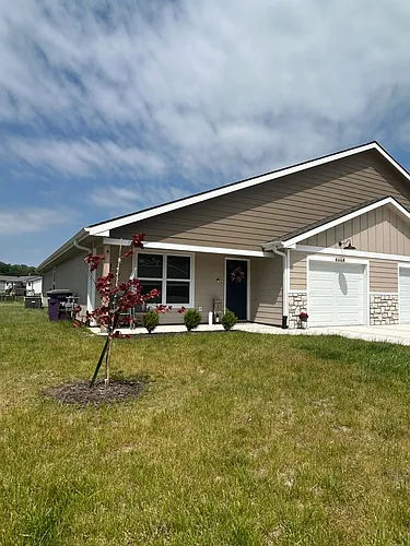 4654 Pierce Dr Photo 1