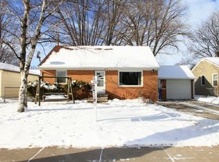 1020 Spence St, Green Bay, WI 54304