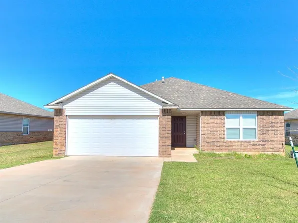 1005 S Colt Ln, Mustang, OK 73064