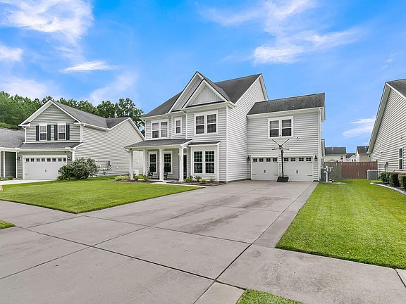 5th image of 220 Witch Hazel St