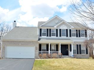 608 N Overlook Trl, Round Lake, IL 60073