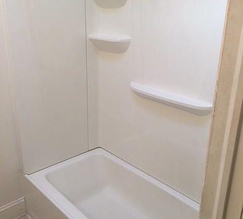 4th image of 252 Pine St