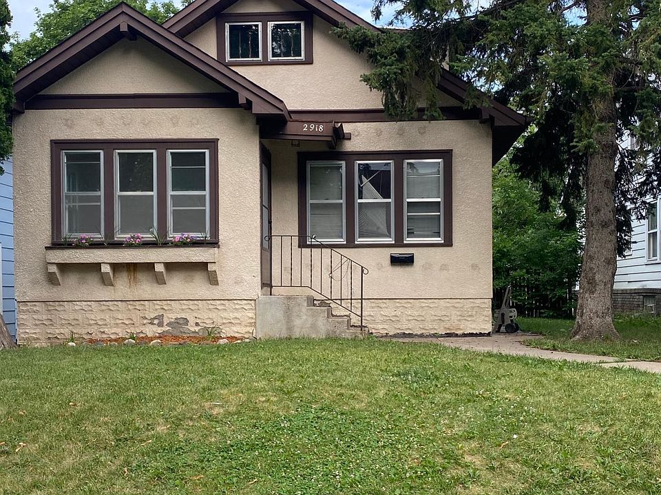 1st image of 2918 Thomas Ave N