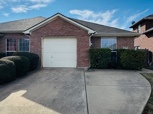 5632 Blackmon Ct, Fort Worth, TX 76137