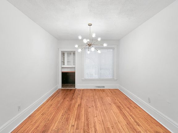3rd image of 2133 Field St