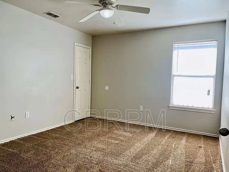 502 N Chicago Ave #B — Photo 8