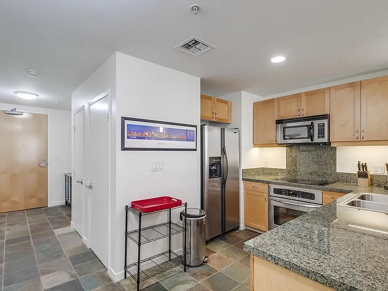 1150 J St #603 — Photo 15
