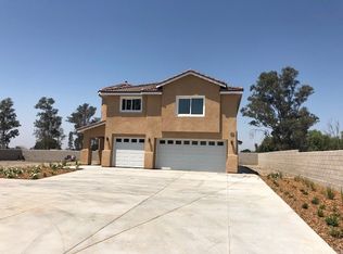 8962 Catawba Ave, Fontana, CA 92335